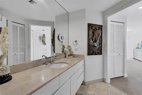 848 Brickell Key Drive Miami FL 33131
