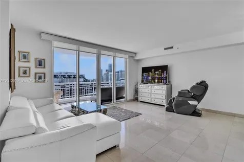 848 Brickell Key Drive Miami FL 33131