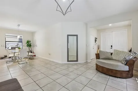 10594 W 35th Lane Hialeah FL 33018