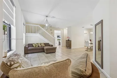 10594 W 35th Lane Hialeah FL 33018