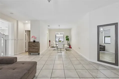 10594 W 35th Lane Hialeah FL 33018