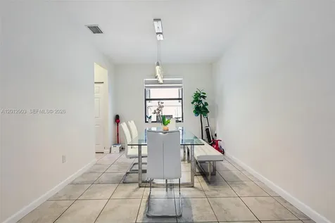 10594 W 35th Lane Hialeah FL 33018