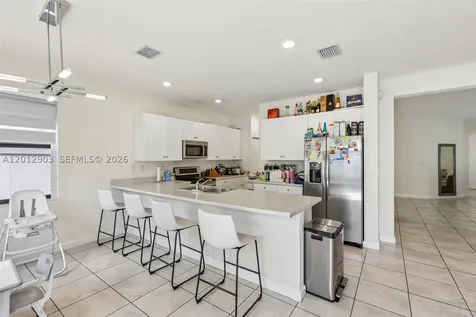 10594 W 35th Lane Hialeah FL 33018