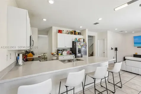 10594 W 35th Lane Hialeah FL 33018