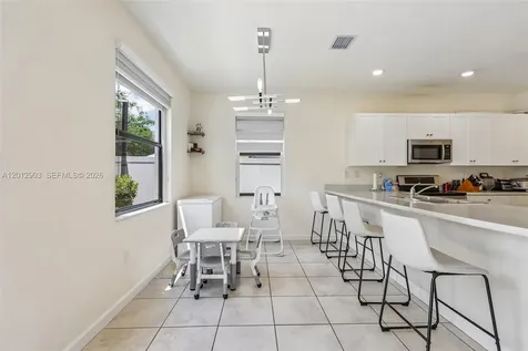 10594 W 35th Lane Hialeah FL 33018