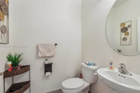 10594 W 35th Lane Hialeah FL 33018