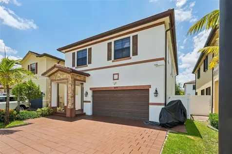 10594 W 35th Lane Hialeah FL 33018