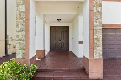 10594 W 35th Lane Hialeah FL 33018