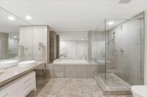 465 Brickell Avenue Miami FL 33131