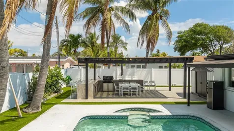 1183 SE 1st Terrace Deerfield Beach FL 33441