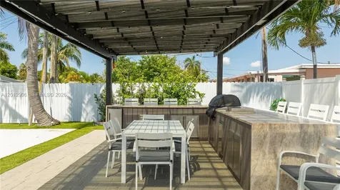 1183 SE 1st Terrace Deerfield Beach FL 33441