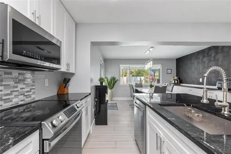 1183 SE 1st Terrace Deerfield Beach FL 33441