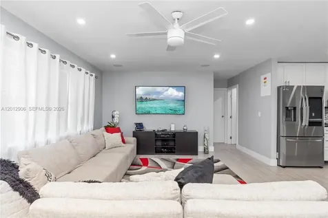 1183 SE 1st Terrace Deerfield Beach FL 33441