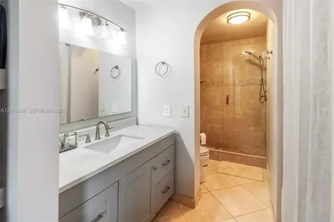 206 Lincoln Court Deerfield Beach FL 33442