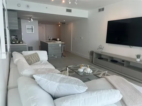 650 NE 32nd Street Miami FL 33137