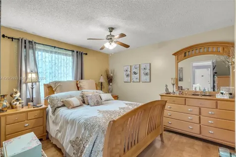 7051 SW 129th Avenue Miami FL 33183