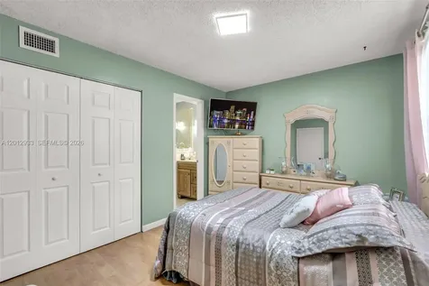 7051 SW 129th Avenue Miami FL 33183