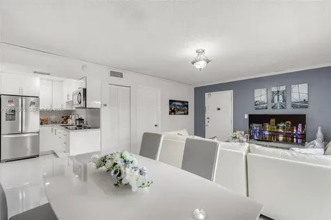 7051 SW 129th Avenue Miami FL 33183