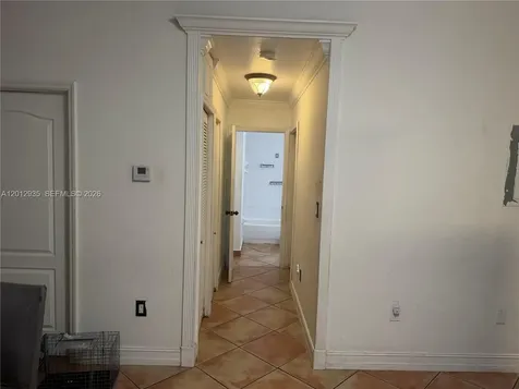 8435 NW 189th Lane Hialeah FL 33015