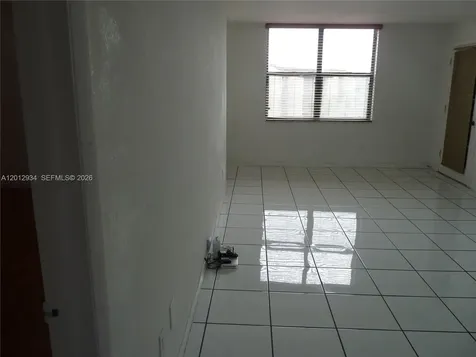 14525 N Kendall Drive Miami FL 33186