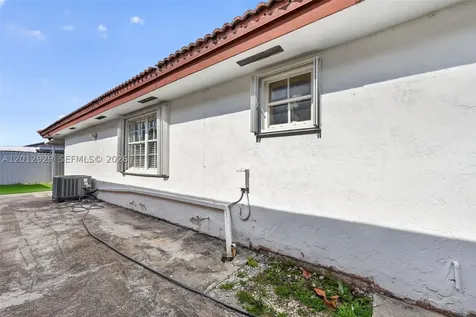 14661 SW 168th Terrace Miami FL 33177