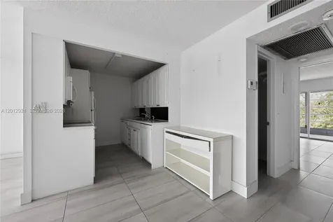 3023 Cambridge B Deerfield Beach FL 33442