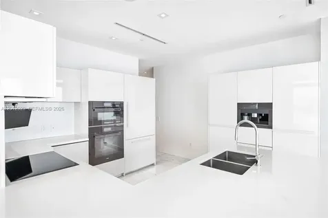460 NE 28th Street Miami FL 33137