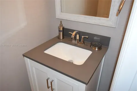 3384 W 100th Terrace Hialeah FL 33018