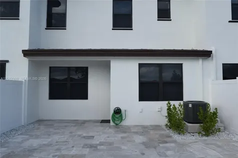 3384 W 100th Terrace Hialeah FL 33018