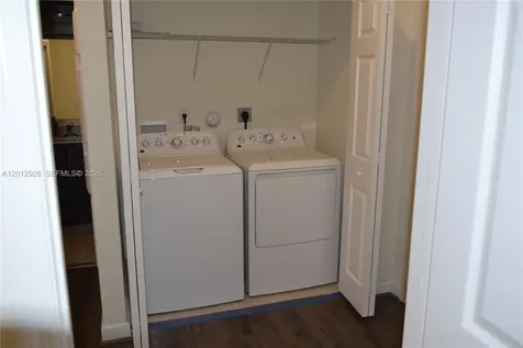3384 W 100th Terrace Hialeah FL 33018