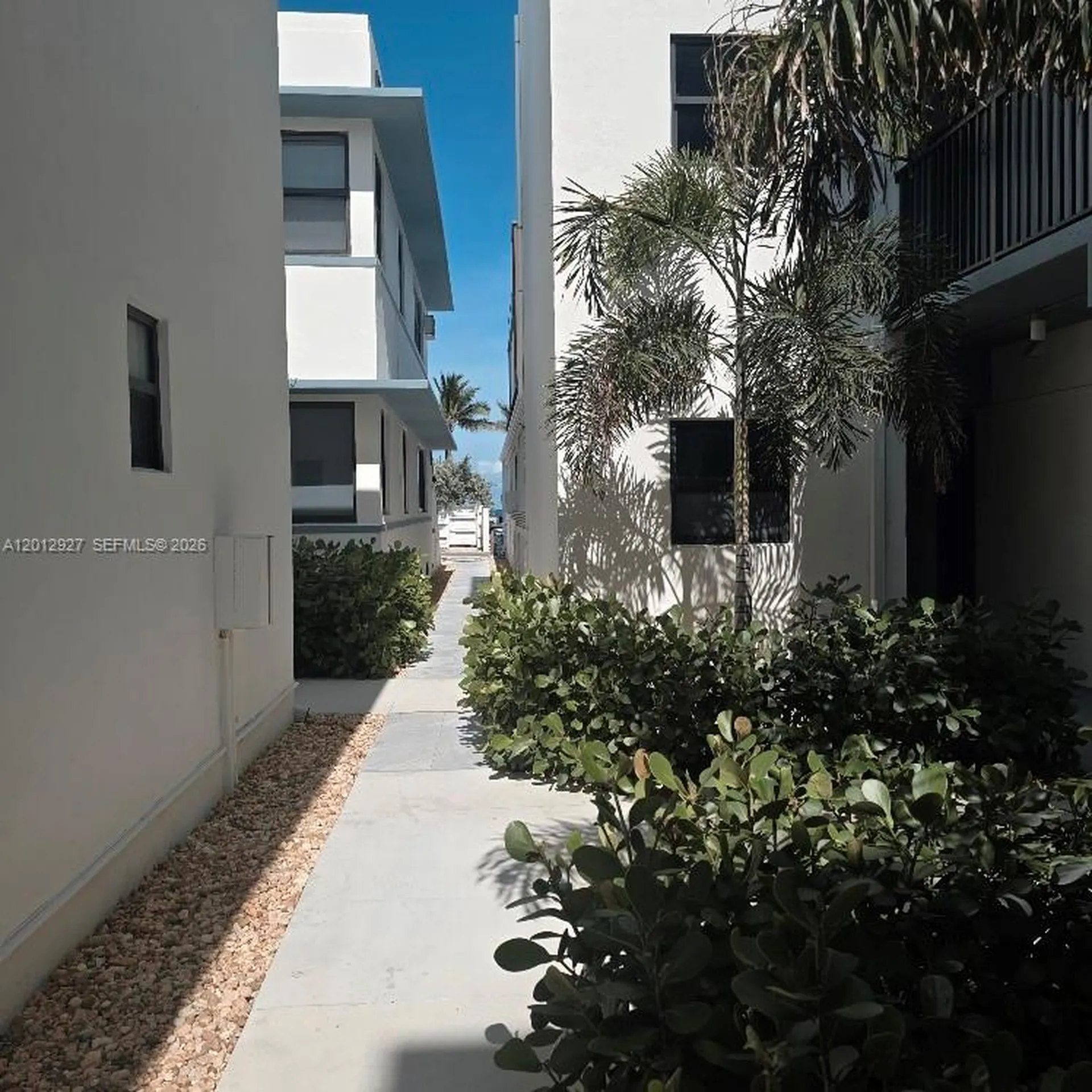 322 Harding Street Hollywood FL 33019
