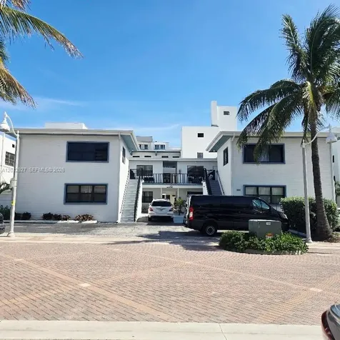 322 Harding Street Hollywood FL 33019