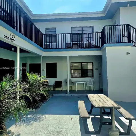 322 Harding Street Hollywood FL 33019