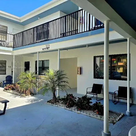 322 Harding Street Hollywood FL 33019
