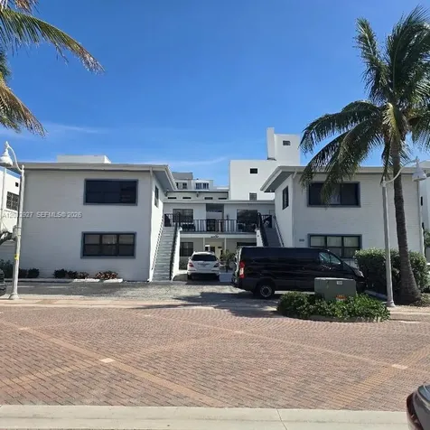 322 Harding Street Hollywood FL 33019
