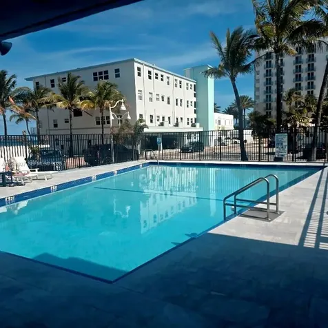 322 Harding Street Hollywood FL 33019