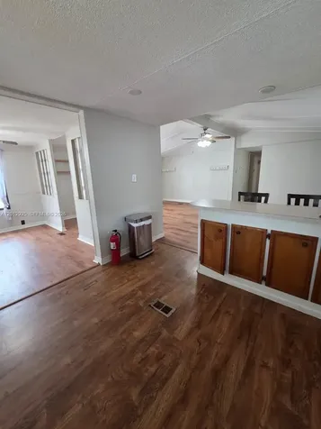 10909 Merrywood Jacksonville FL 32256