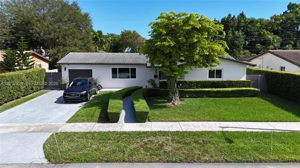 5741 SW 95th Court Miami FL 33173