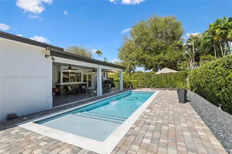 5741 SW 95th Court Miami FL 33173