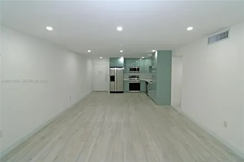 240 W Park Drive Miami FL 33172