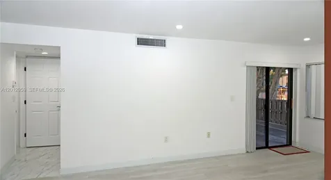 240 W Park Drive Miami FL 33172