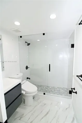 240 W Park Drive Miami FL 33172