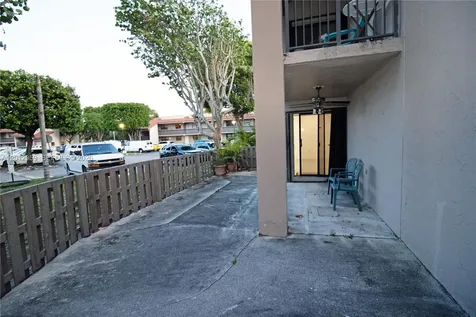 240 W Park Drive Miami FL 33172