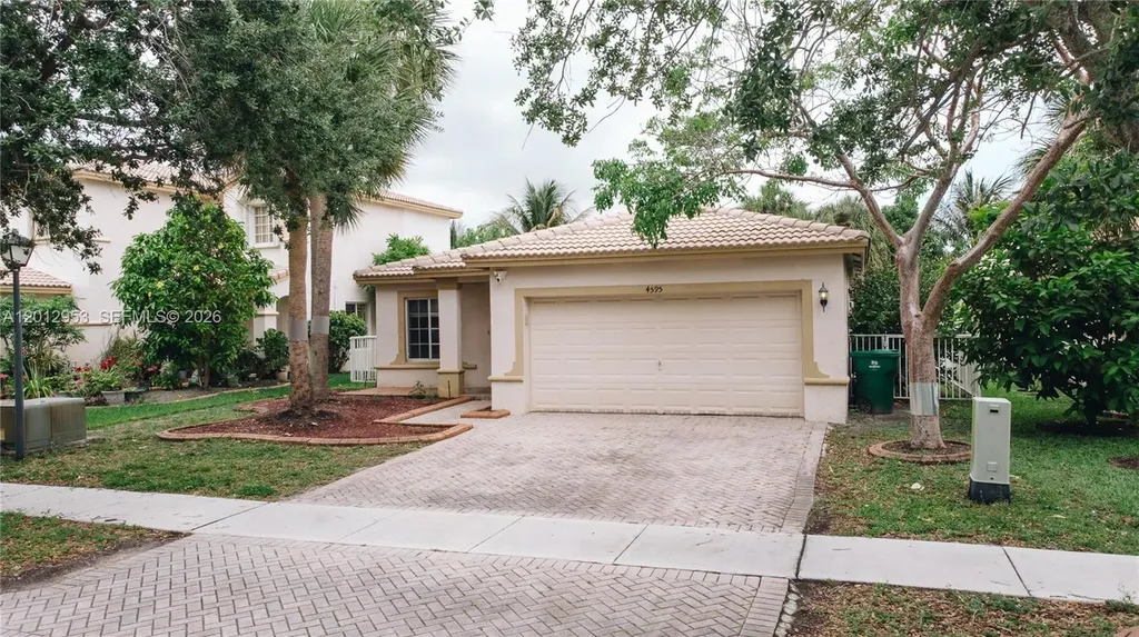 4595 SW 125th Lane Miramar FL 33027