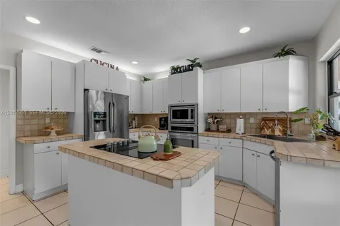 12019 SW 77th Terrace Miami FL 33183
