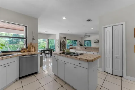 12019 SW 77th Terrace Miami FL 33183
