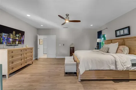 12019 SW 77th Terrace Miami FL 33183