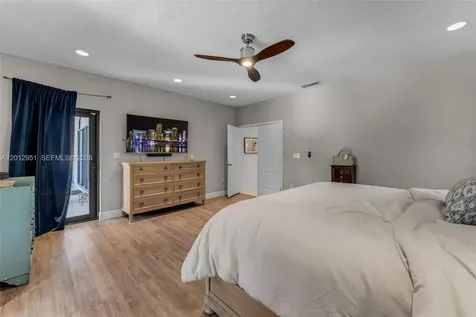 12019 SW 77th Terrace Miami FL 33183