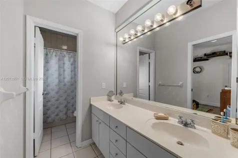12019 SW 77th Terrace Miami FL 33183