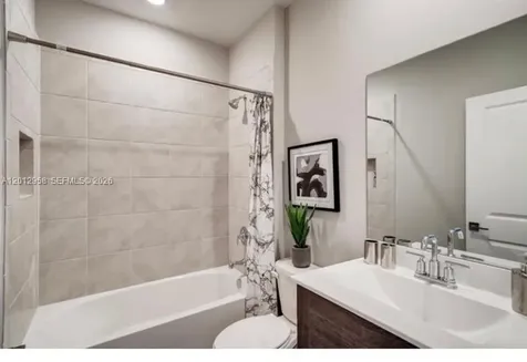 2341 SE 11th Street Homestead FL 33035